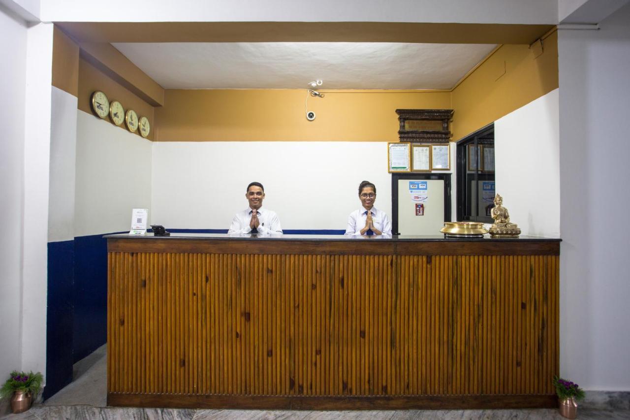 Siddhartha Hotel, Tikapur Zewnętrze zdjęcie